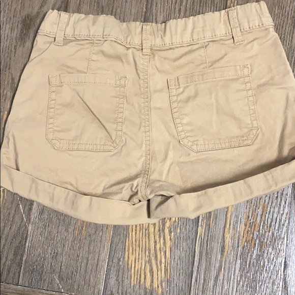 Shorts - Picture 2 of 3